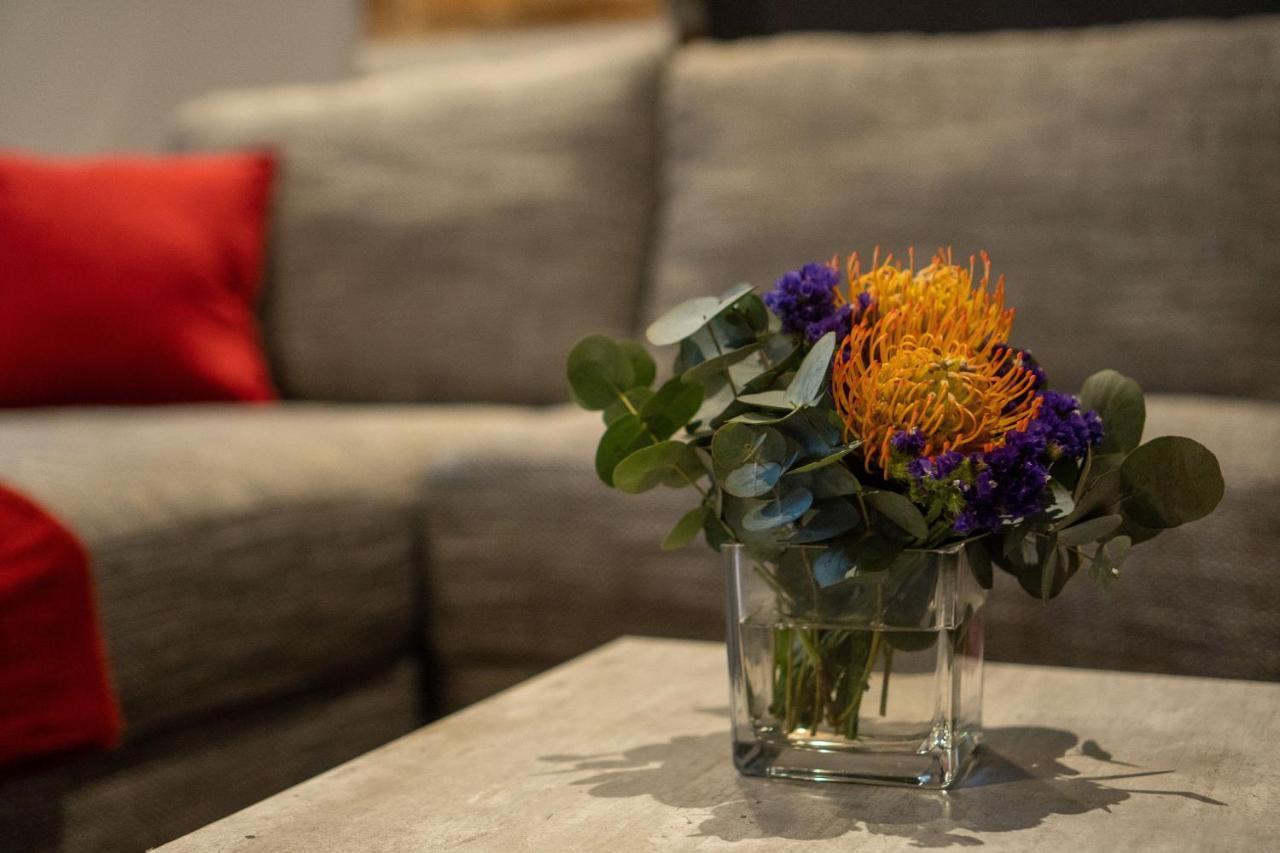 Lilian Lofts Hotel & Spa Johannesburg Bagian luar foto